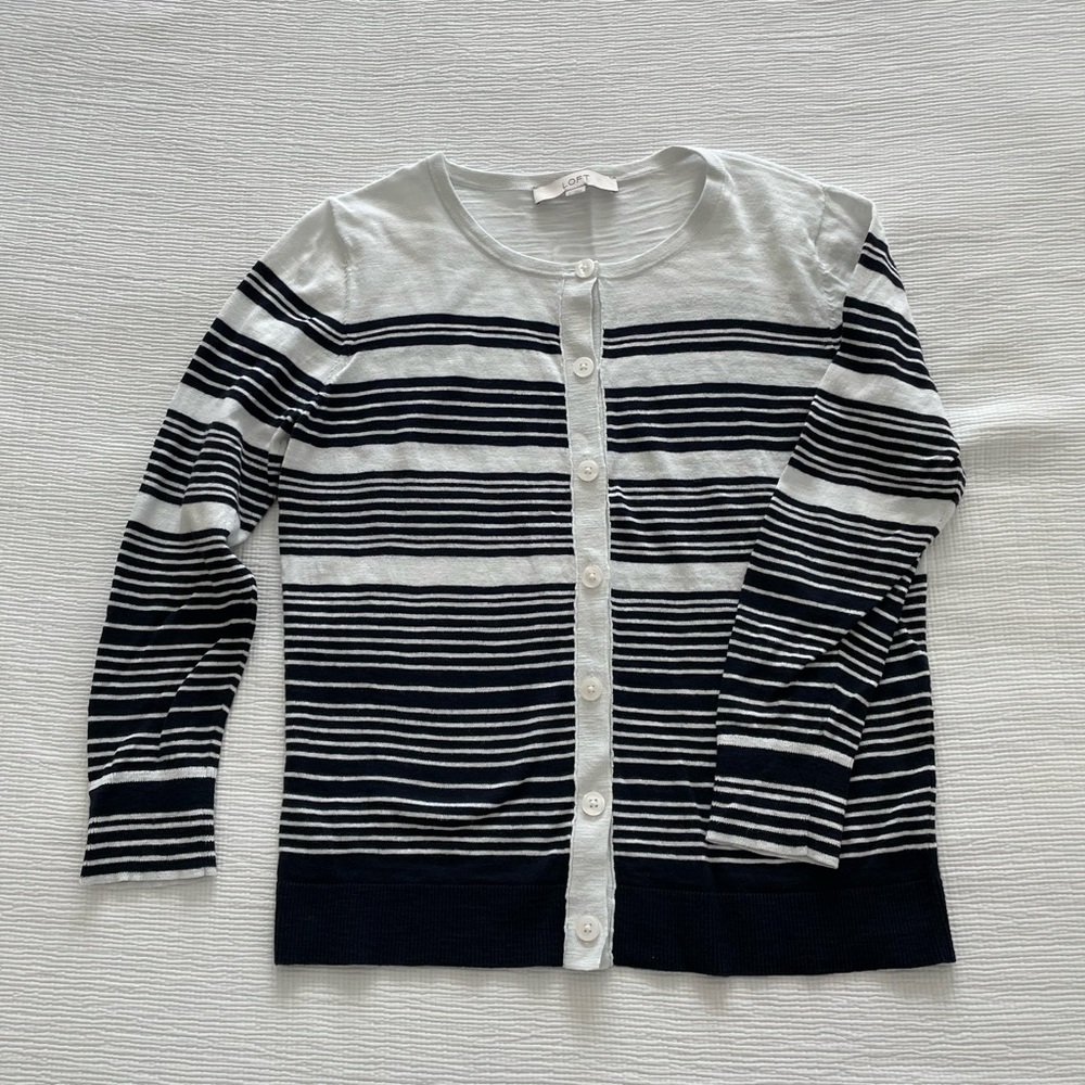 LOFT - cardigan - navy/white - size small